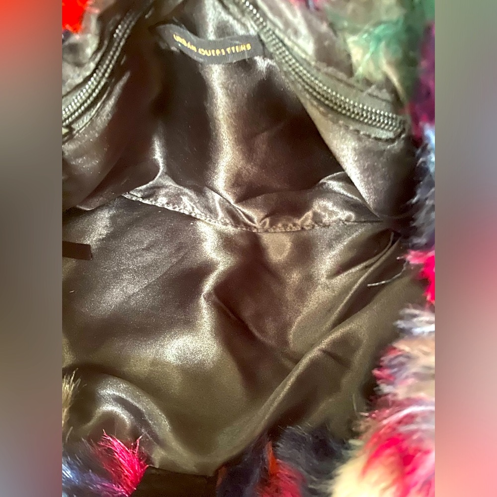 URBAN OUTFITTERS Mini Faux Fur Bag   NWT - Picture 3 of 8